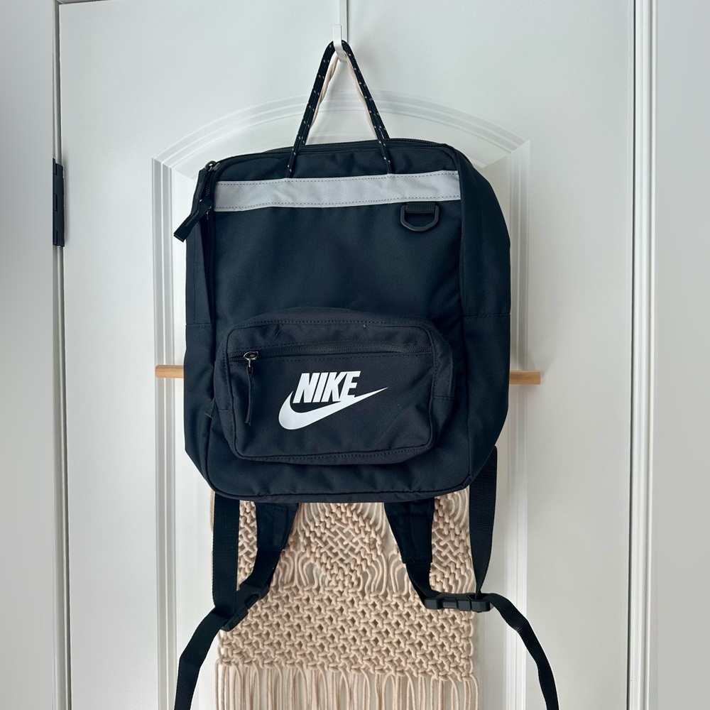 Nike Tanjun Mini Backpack